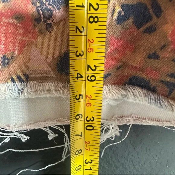 Free People We The Free Just Float On Printed Flare Bell Bottom Jeans Size 27 - Picture 8 of 8